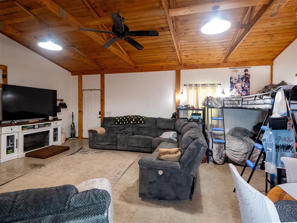 16409 Valley View Road Property Photo 25