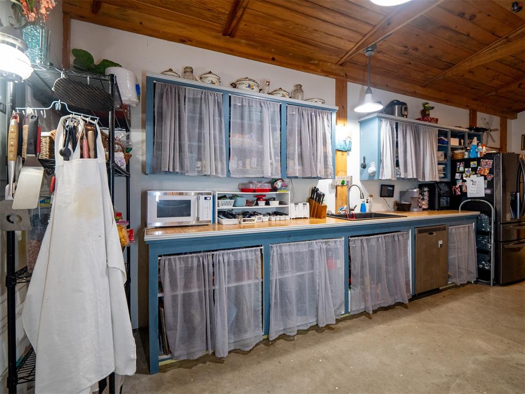 16409 Valley View Road Property Photo 31