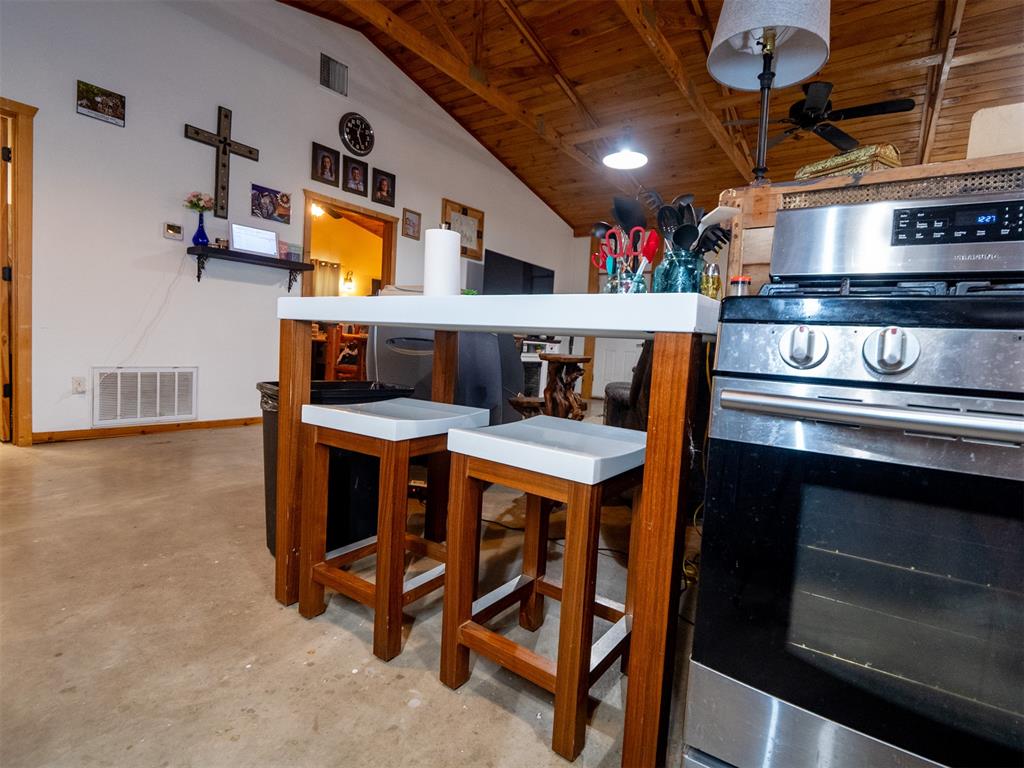 16409 Valley View Road Property Photo 34