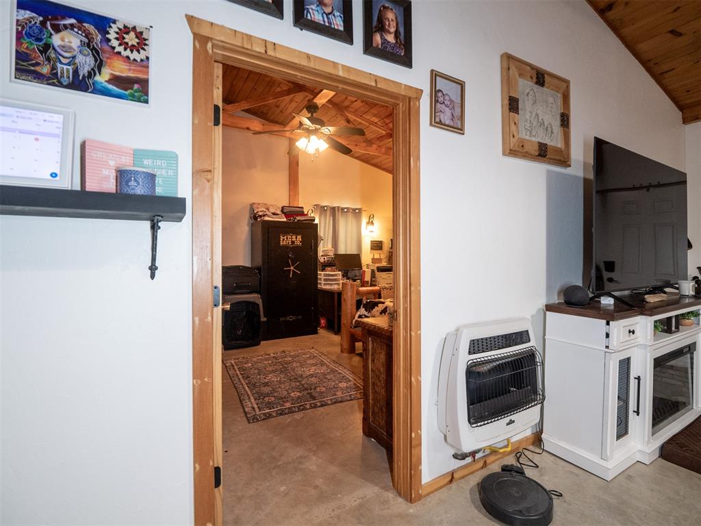 16409 Valley View Road Property Photo 37