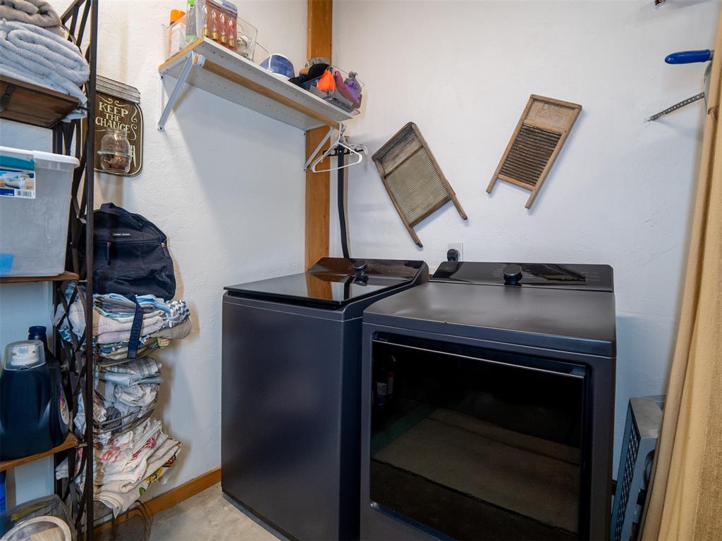 16409 Valley View Road Property Photo 47