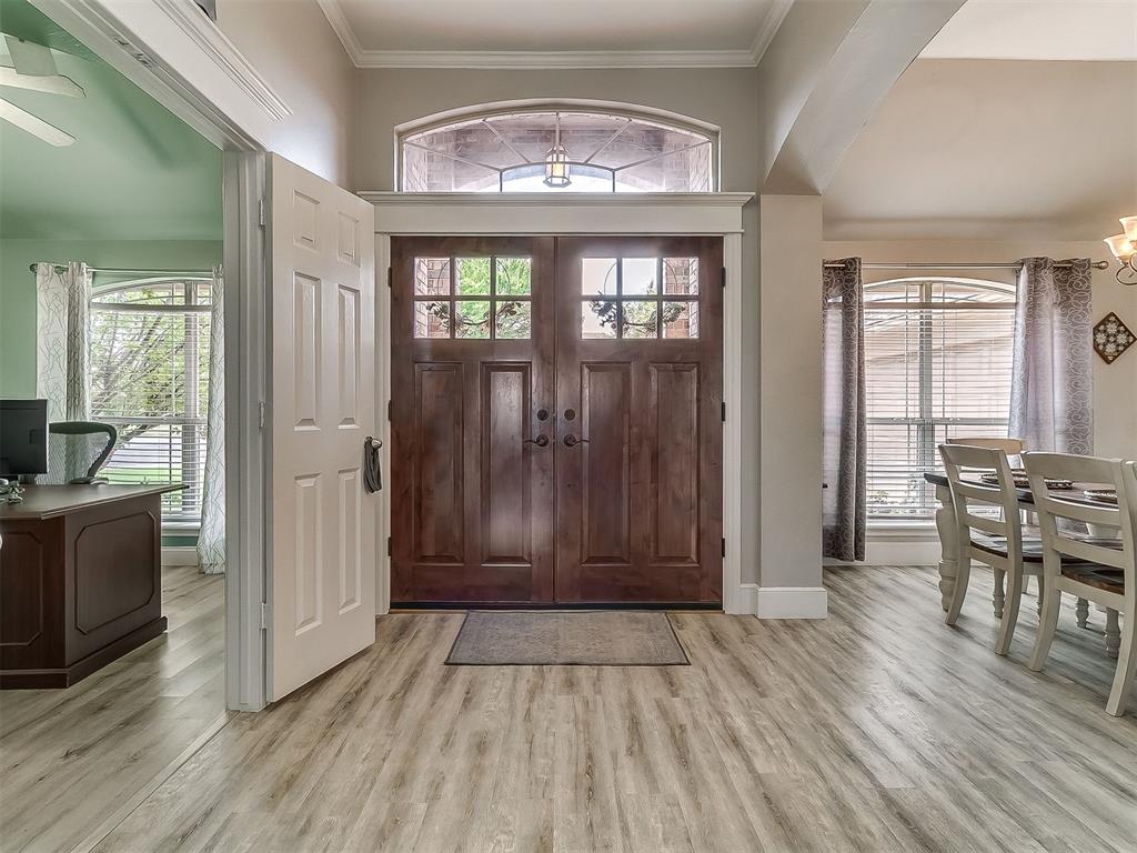 16008 Ledge Lane Property Photo 4