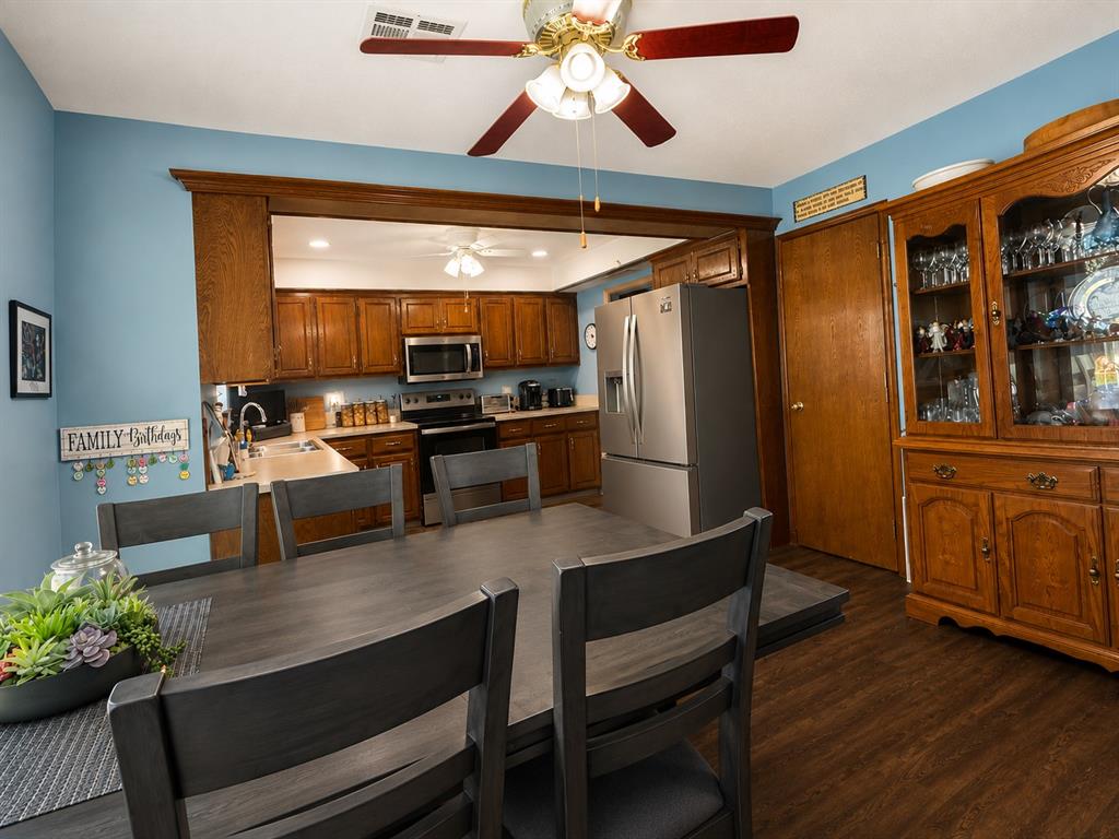 9320 Mayview Circle Property Photo 4