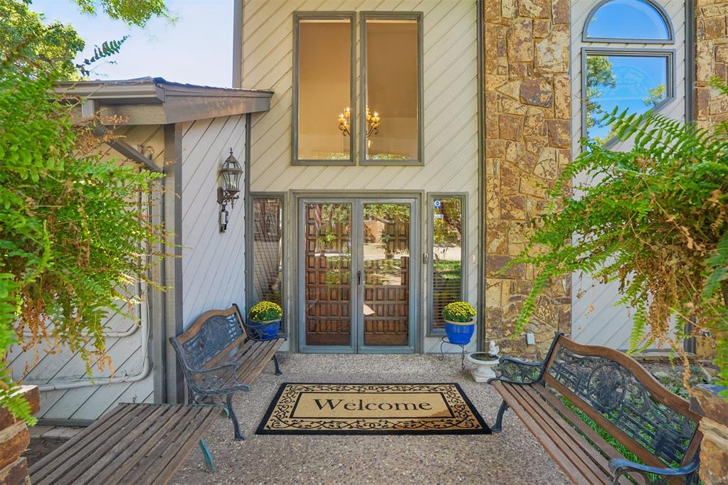 1620 Fox Hollow Ridge Property Photo 3