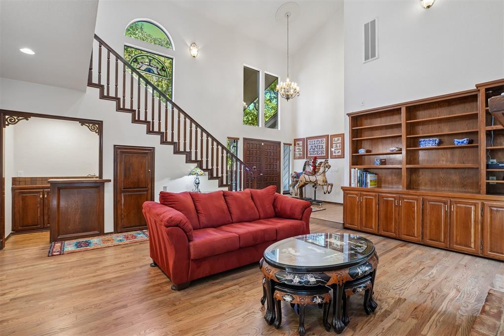 1620 Fox Hollow Ridge Property Photo 8
