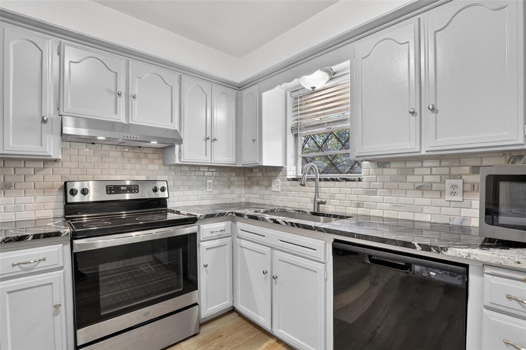 3013 W Wilshire Boulevard Property Photo 9