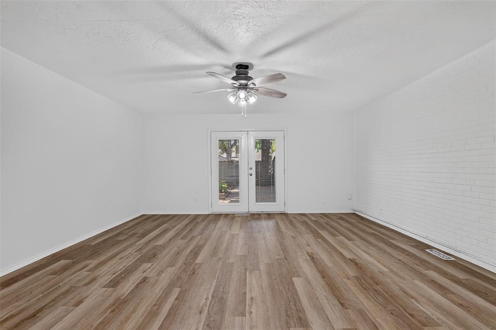 3013 W Wilshire Boulevard Property Photo 13
