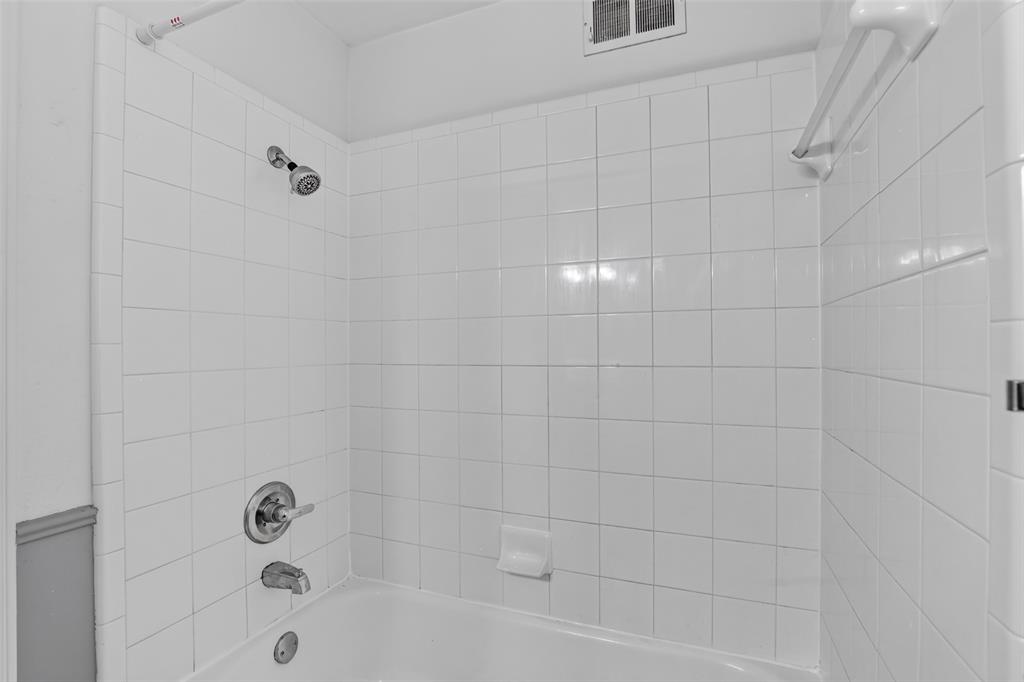 3013 W Wilshire Boulevard Property Photo 30