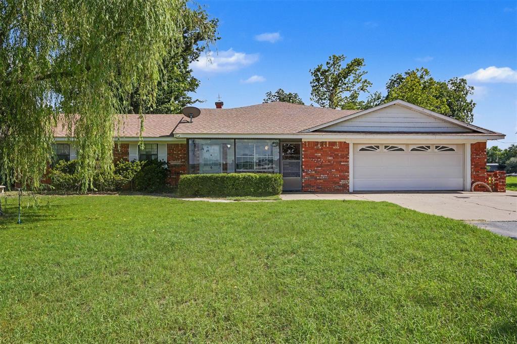 18710 E 1230 Road Property Photo 2