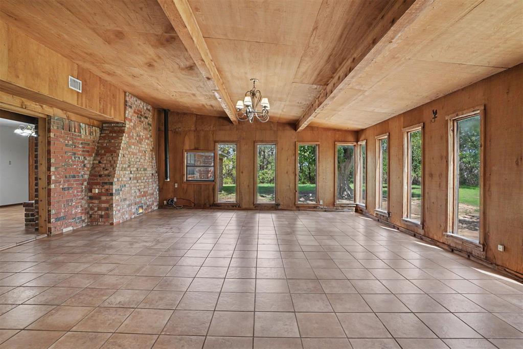 18710 E 1230 Road Property Photo 16