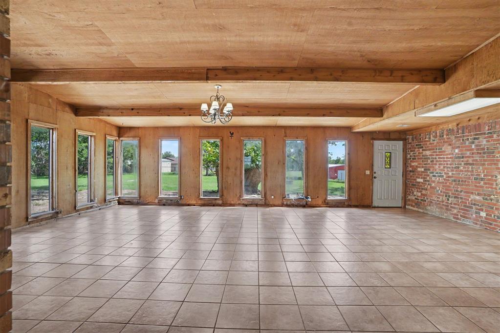 18710 E 1230 Road Property Photo 17
