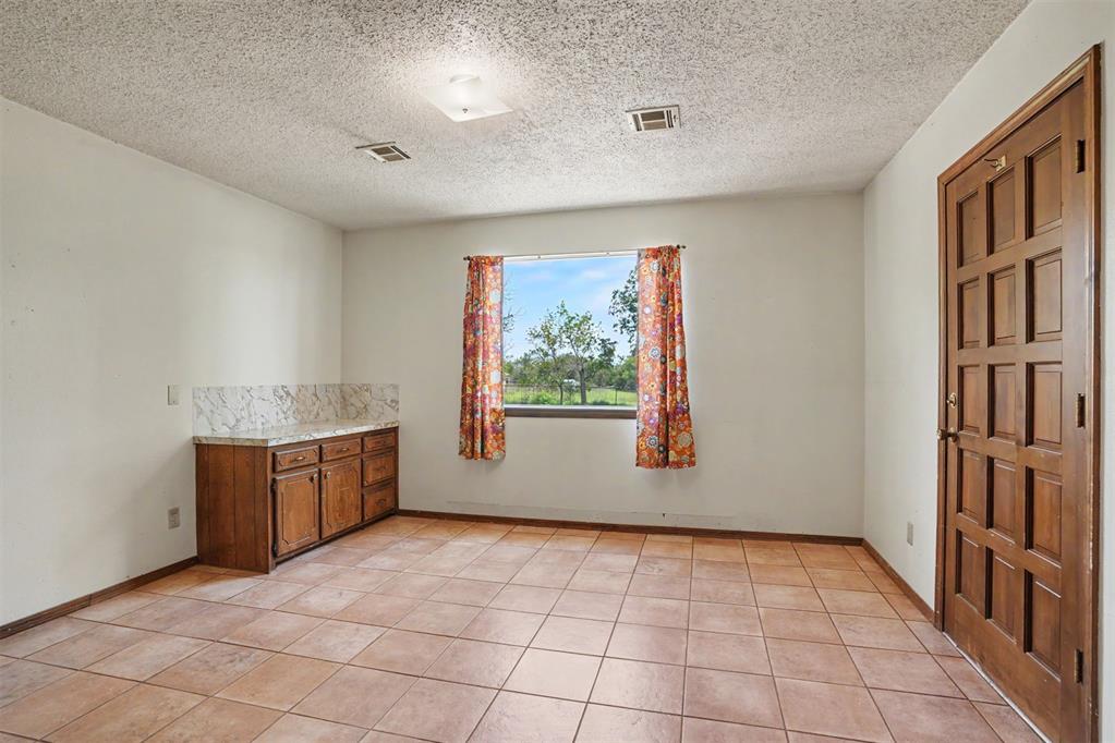 18710 E 1230 Road Property Photo 26