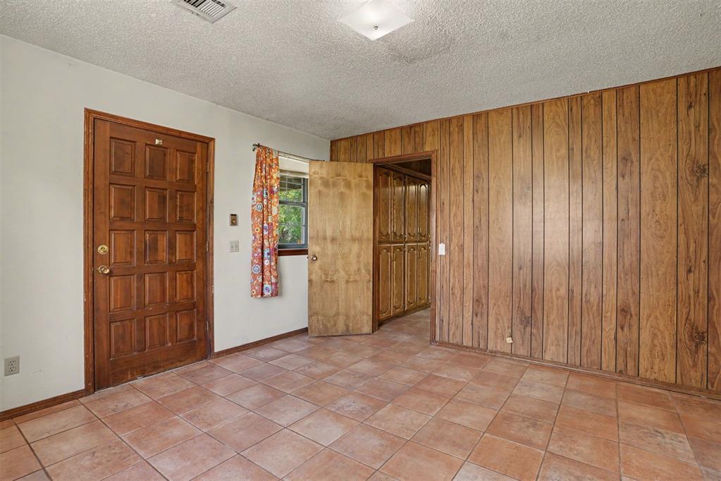 18710 E 1230 Road Property Photo 27