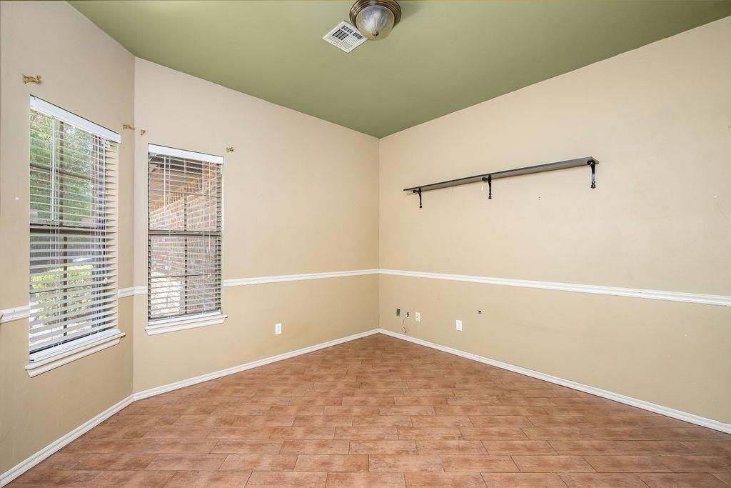 1804 Nw 174th Street Property Photo 6