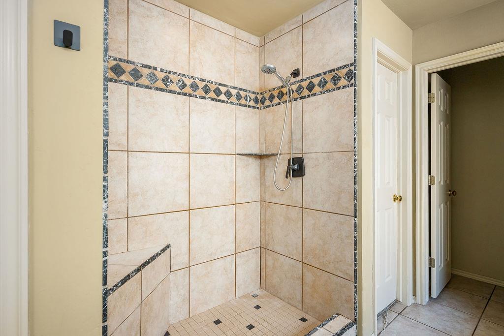 1804 Nw 174th Street Property Photo 25