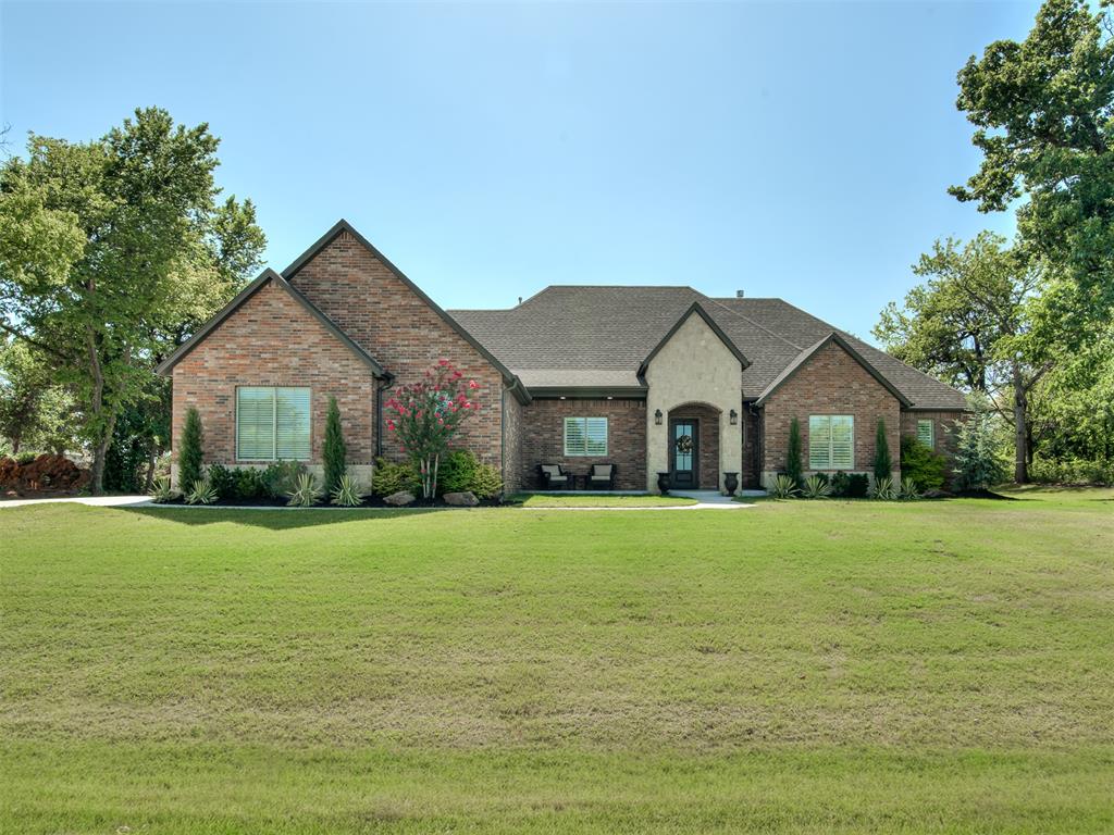 1055 Lucas Way Property Photo 1