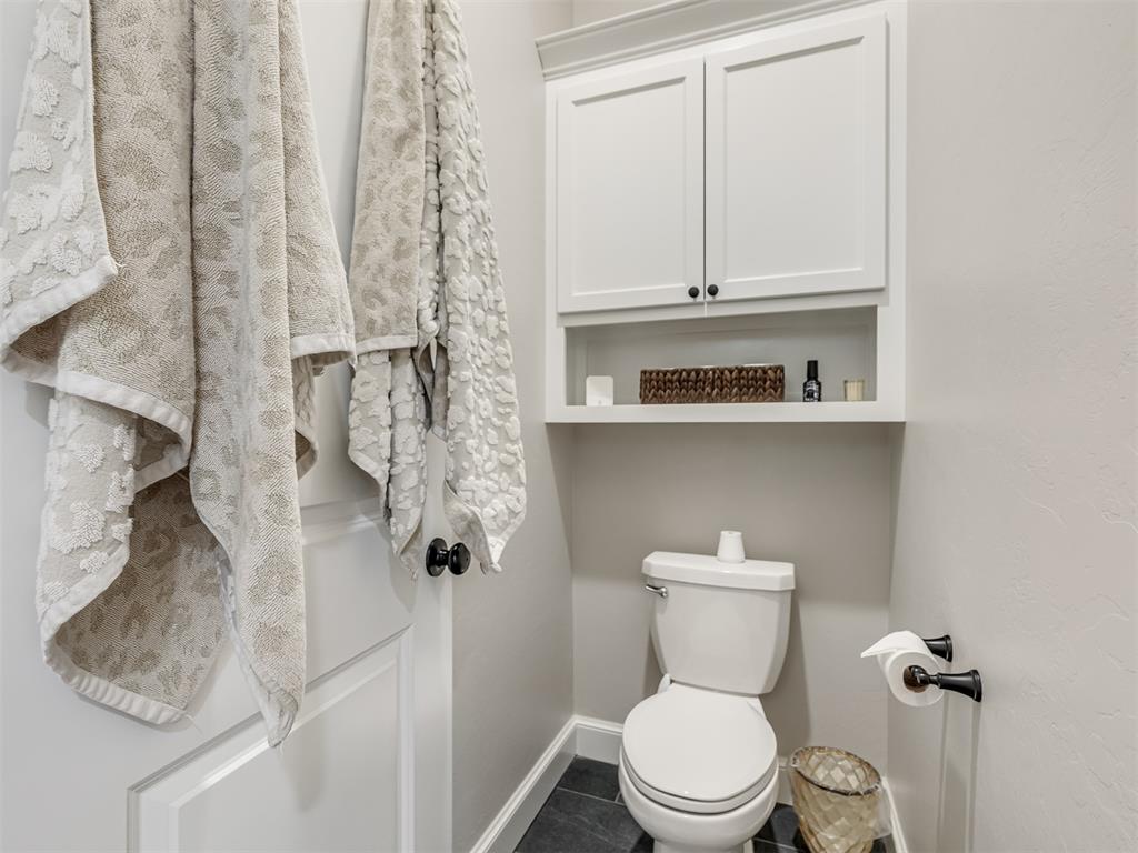 1055 Lucas Way Property Photo 21