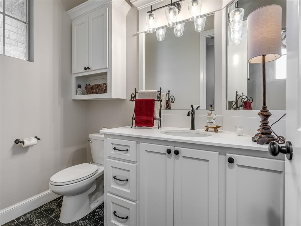 1055 Lucas Way Property Photo 26