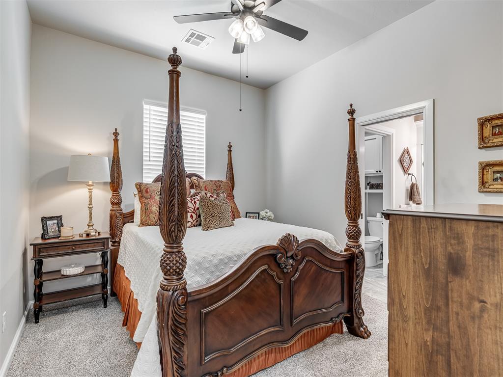 1055 Lucas Way Property Photo 32