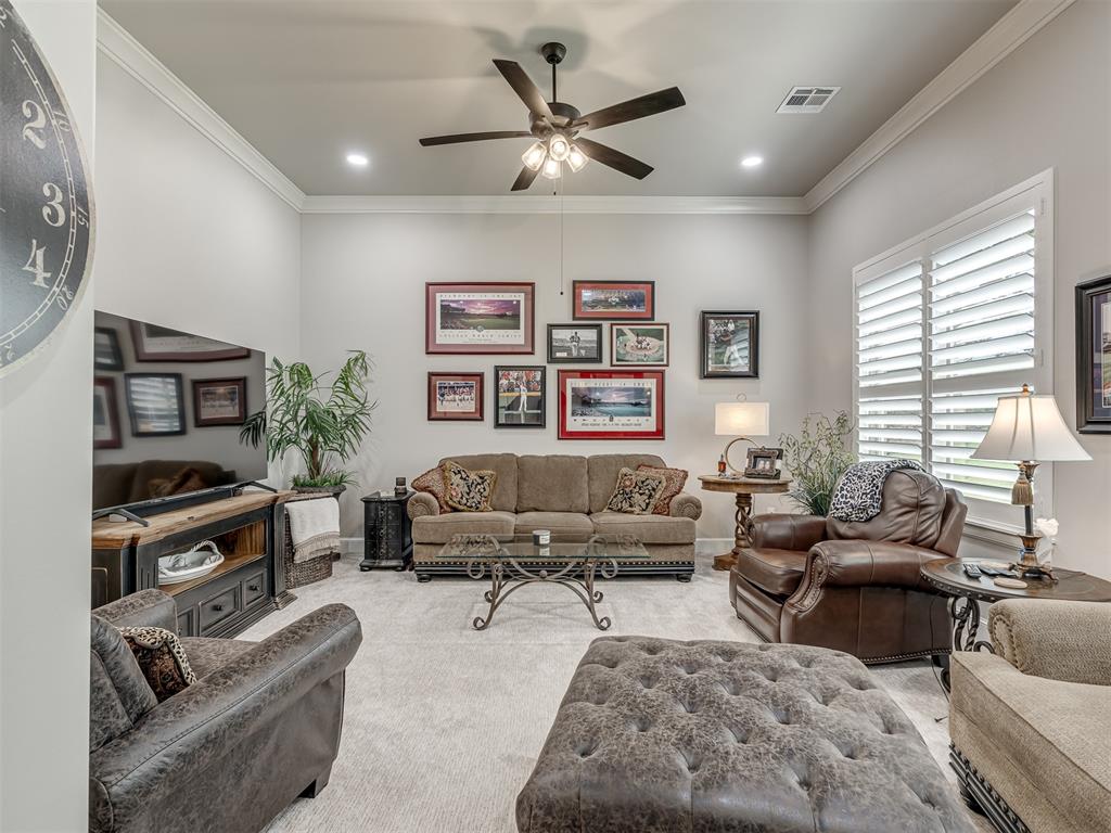 1055 Lucas Way Property Photo 34