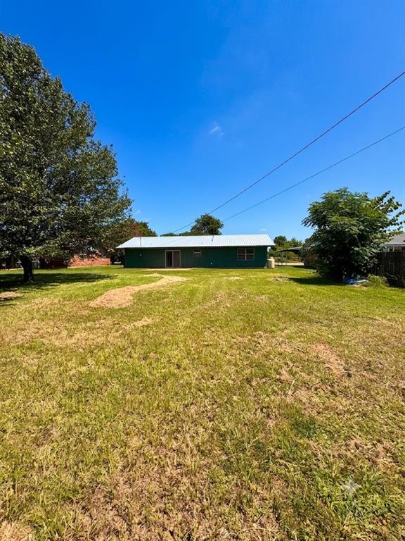 312 E Meadowview Lane Property Photo 12