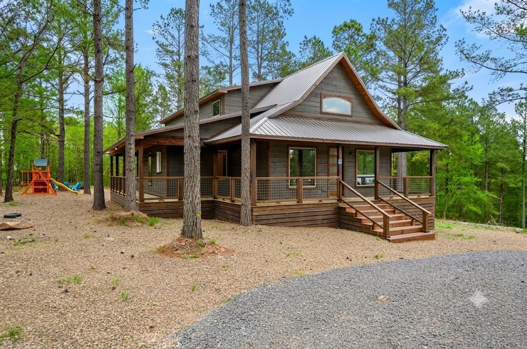 111 Red Berry Trail Property Photo 2