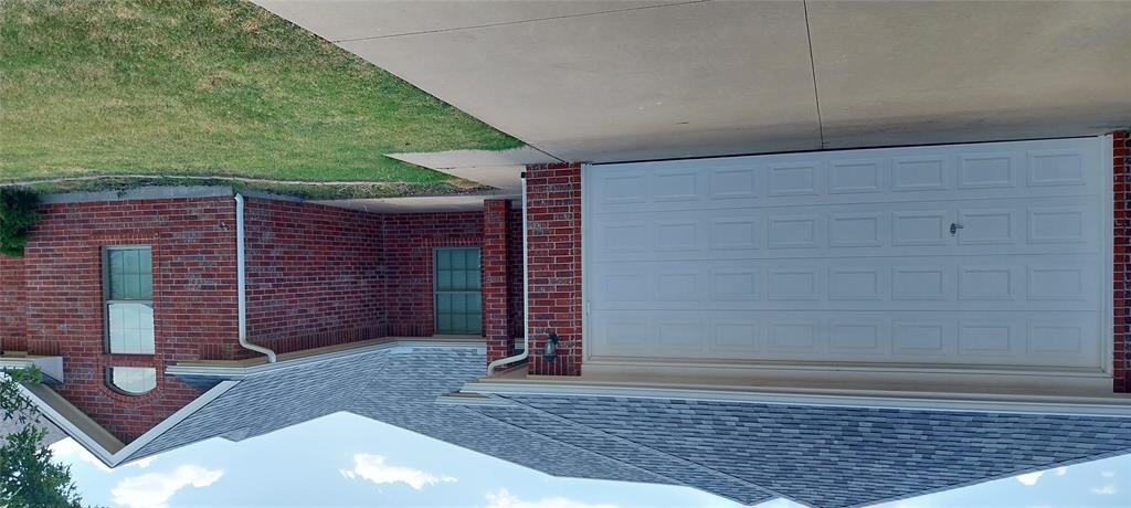 808 Canyon Drive Property Photo 2