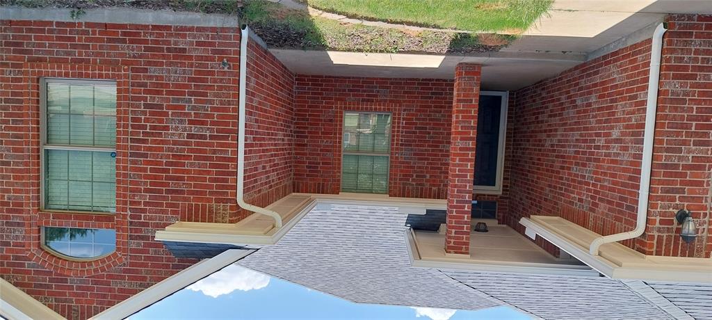 808 Canyon Drive Property Photo 3