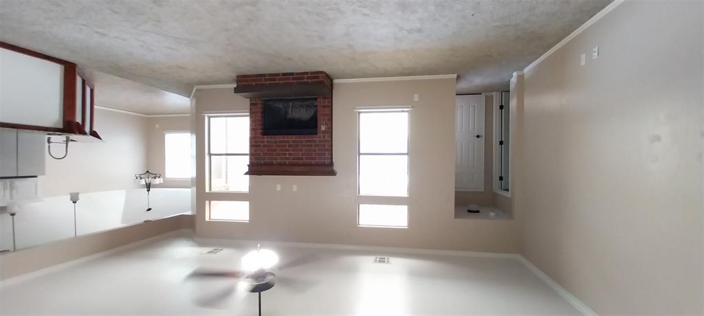 808 Canyon Drive Property Photo 6