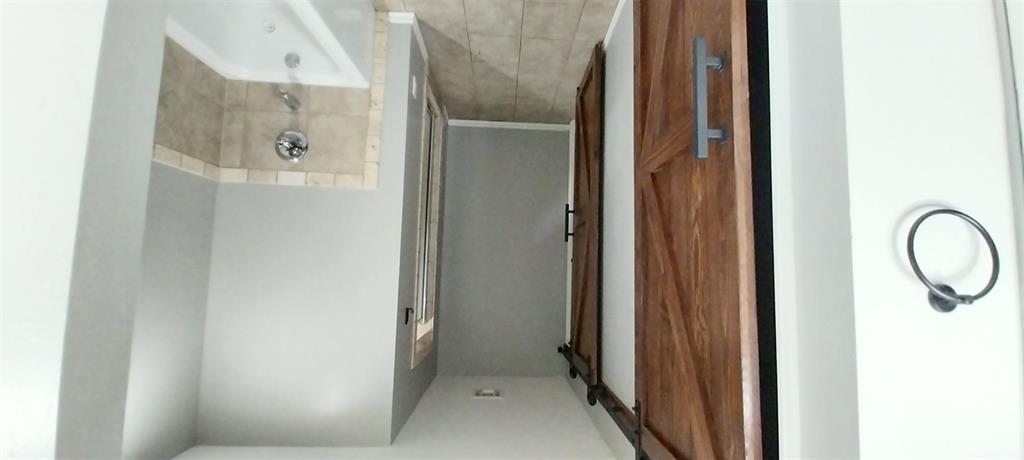 808 Canyon Drive Property Photo 15