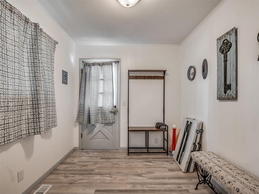 102199 S Highway 18 Property Photo 15