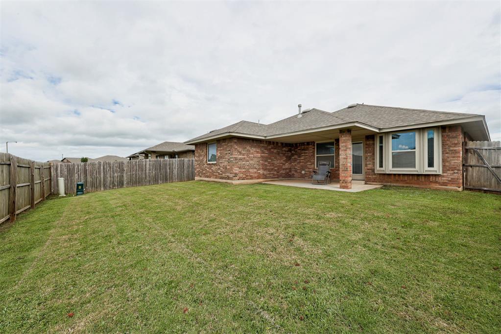 3916 Colefax Lane Property Photo 35