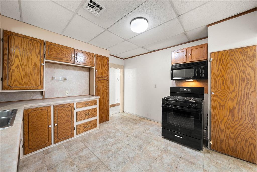 2533 Sw Grand Boulevard Property Photo 13