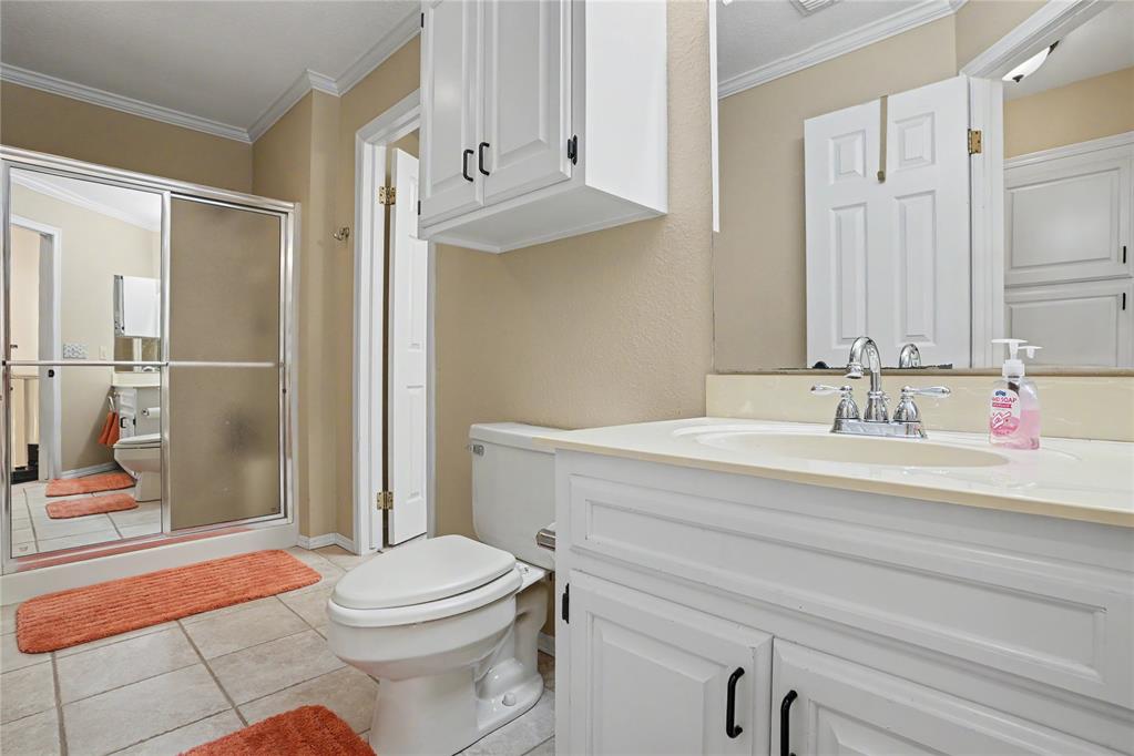308 Val Verde Street Property Photo 33