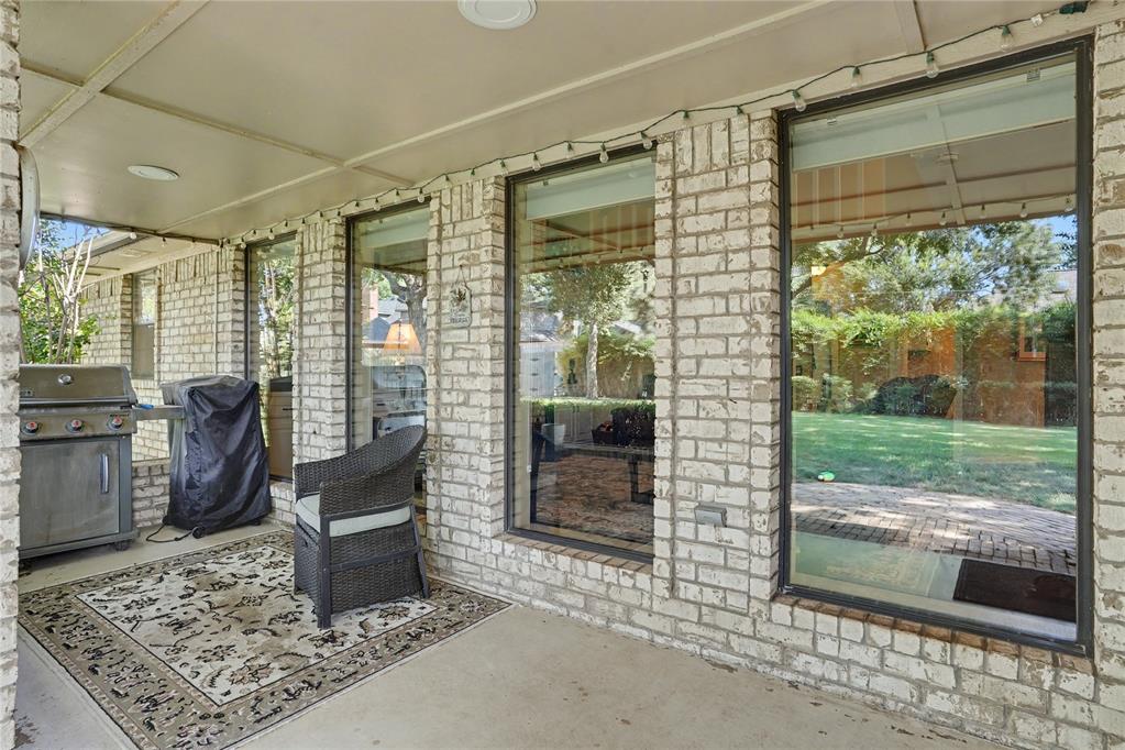 308 Val Verde Street Property Photo 39