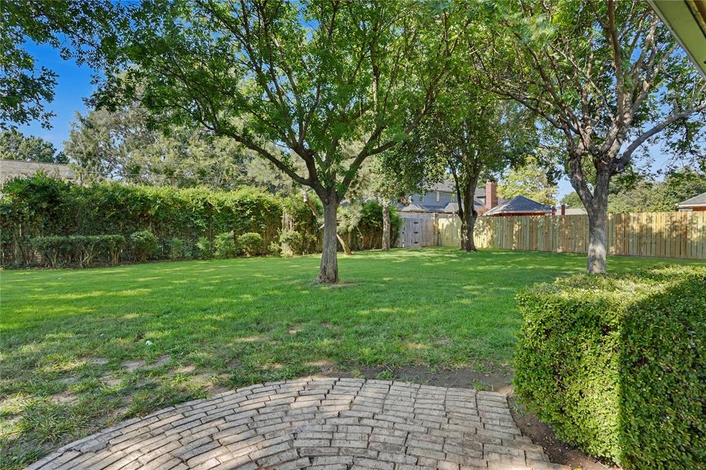 308 Val Verde Street Property Photo 43