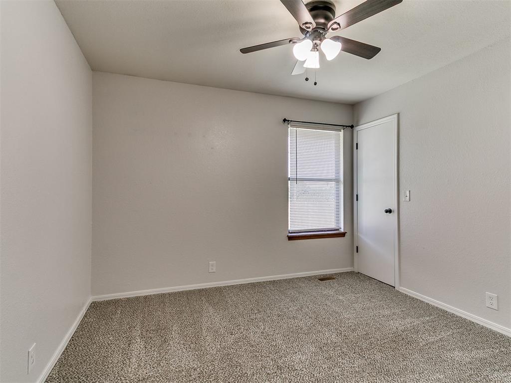 2007 E Ensey Terrace Property Photo 11