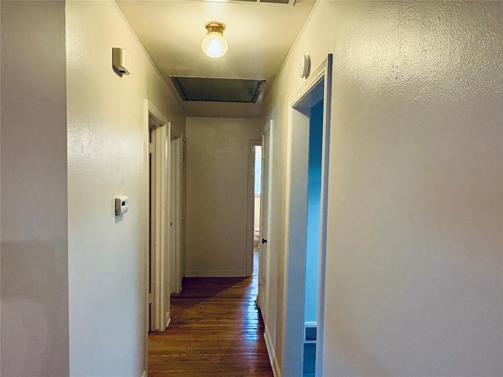 5305 N Walker Avenue Property Photo 6