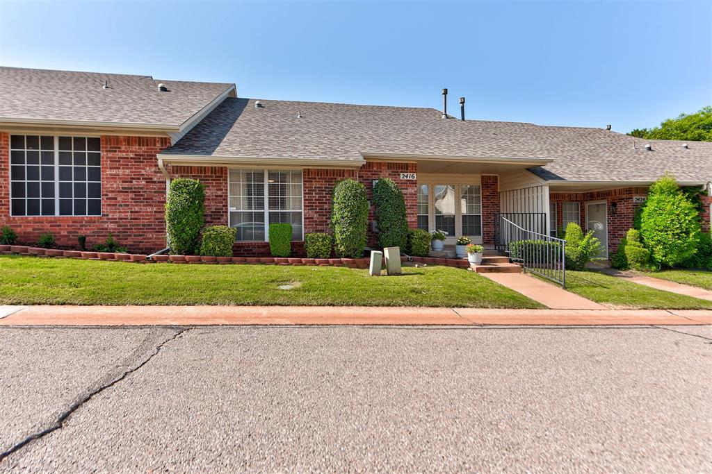 2416 Glenrock Property Photo 4