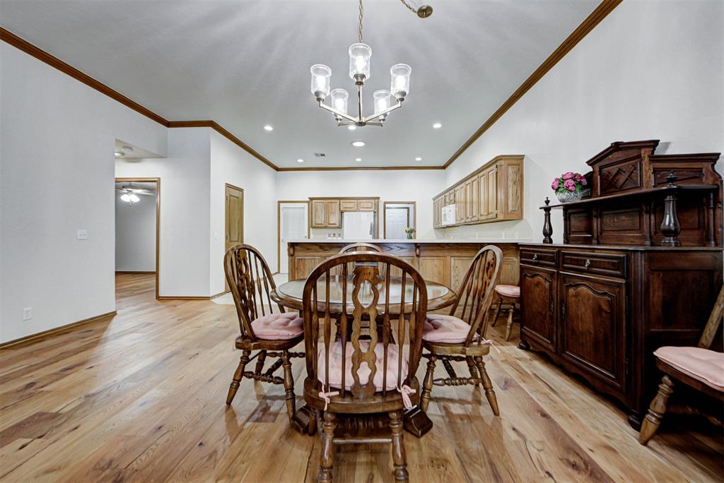 2416 Glenrock Property Photo 14