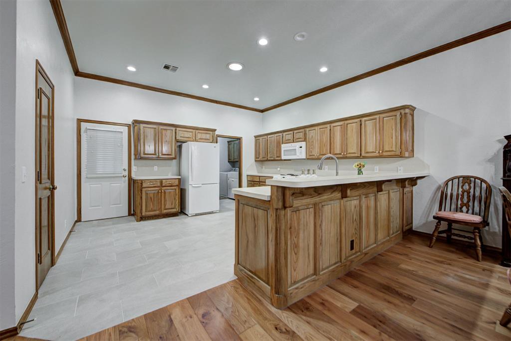 2416 Glenrock Property Photo 17