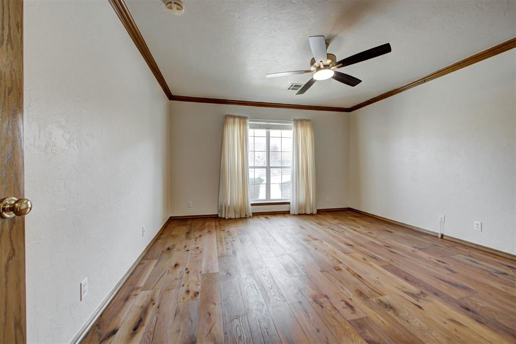 2416 Glenrock Property Photo 27