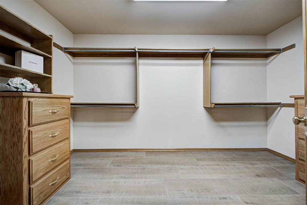 2416 Glenrock Property Photo 35