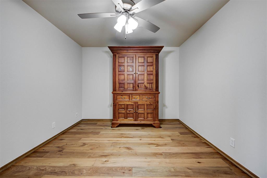 2416 Glenrock Property Photo 41