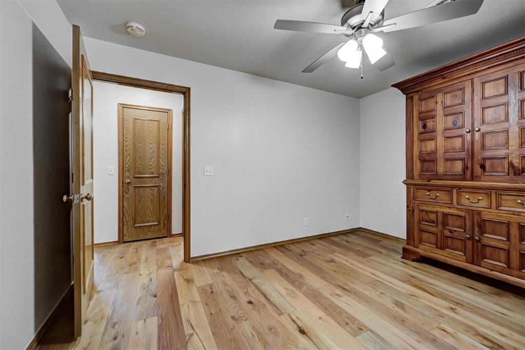 2416 Glenrock Property Photo 42