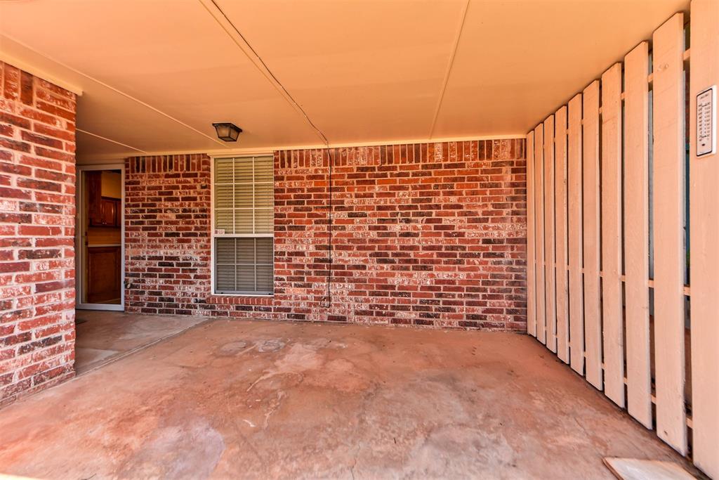 2416 Glenrock Property Photo 44