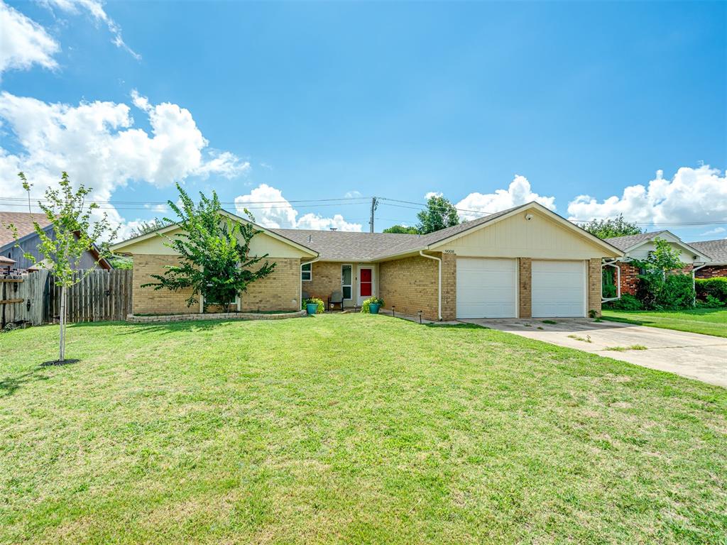 9008 Raven Avenue Property Photo 2
