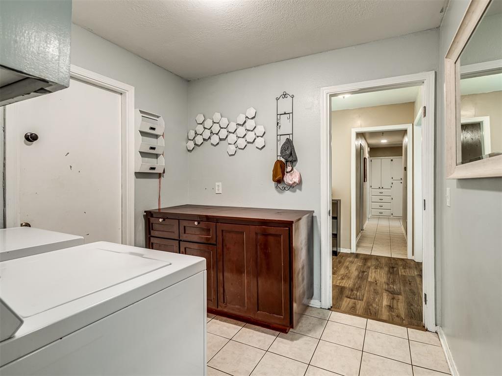 9008 Raven Avenue Property Photo 20