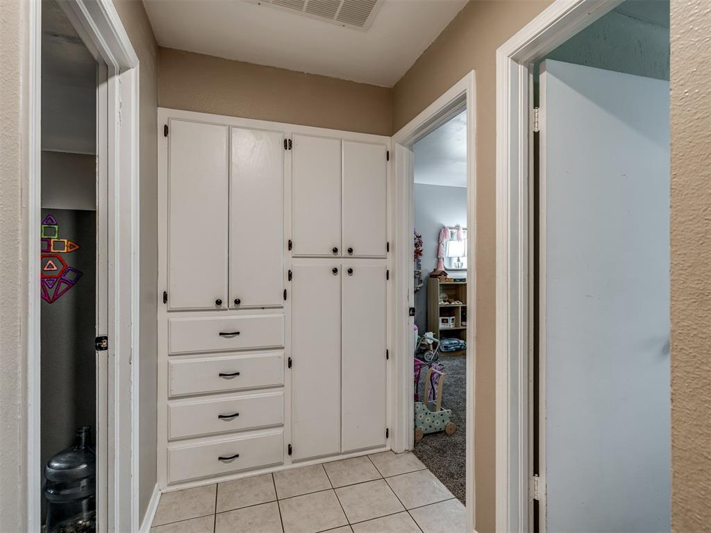 9008 Raven Avenue Property Photo 23