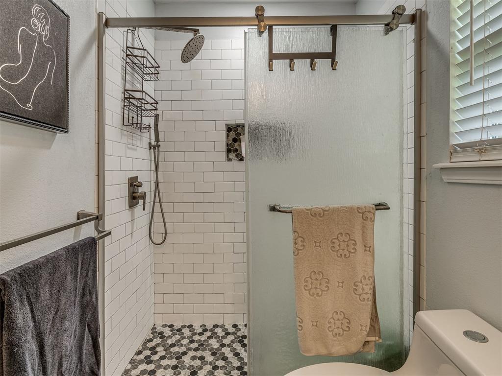 9008 Raven Avenue Property Photo 30